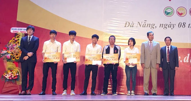 Đại học Duy Tân ký kết Hiệp định thư với Quỹ Hỗ trợ Du học Nhật Bản (JOOSS) - ảnh 1