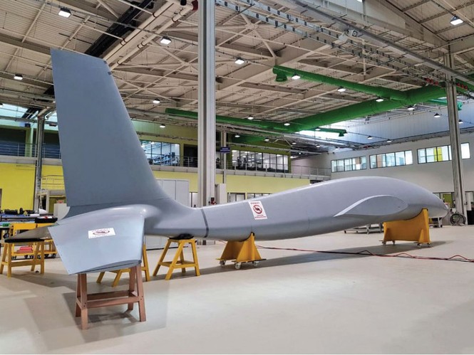 Hé lộ ‘con cá biết bay’- UAV vũ trang mới nhất của Thổ Nhĩ Kỳ - ảnh 1