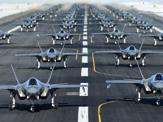 Hy Lạp muốn nhanh chóng sở hữu tiêm kích F-35, chấp nhận cả máy bay đã qua sử dụng - ảnh 1
