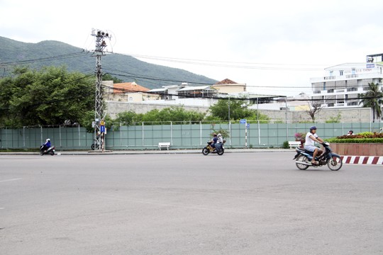 Bình Định: Xem xét thu hồi tiếp dự án Tháp Hoa Sen Quy Nhơn 2.500 tỷ - ảnh 1