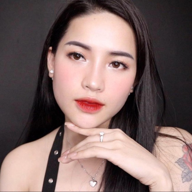 Drama giữa hai beauty blogger chưa kịp nguội, một nhân vật nổi tiếng ủng hộ một phe ra mặt - ảnh 2