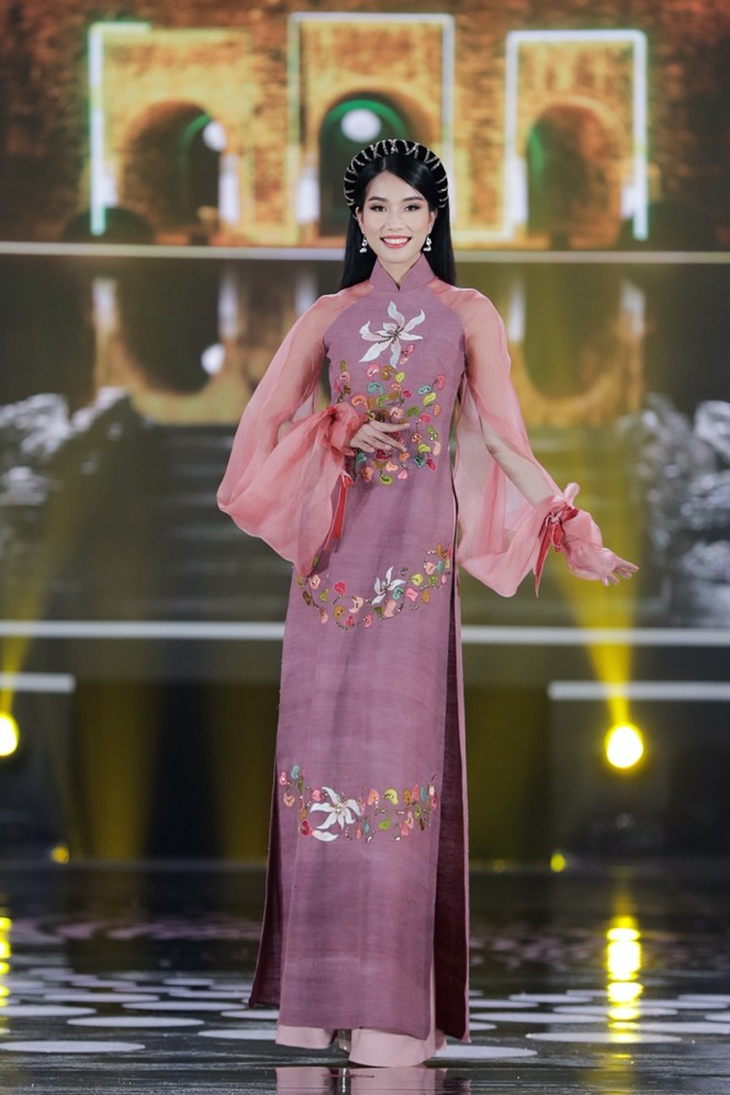 Phương Anh: Từ cô nàng học sinh giỏi cấp Quốc gia đến Á hậu 1 Hoa Hậu Việt Nam 2020 - ảnh 2