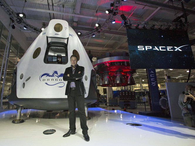 Tỷ phú Mỹ Elon Musk sắp phóng tàu vũ trụ nhưng đây mới là điều dân tình chú ý - ảnh 2