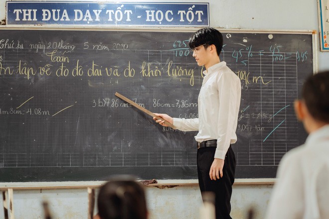 Chàng vận động viên trong bộ ảnh làm “thầy giáo” gây sốt cộng đồng mạng - ảnh 3