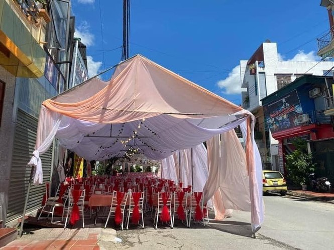 Nhà hàng bị khách “bỏ bom” 150 mâm cỗ cưới - ảnh 4