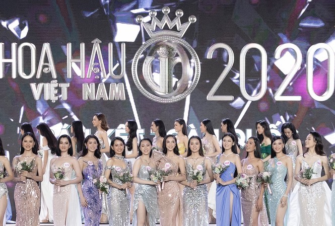 Cặp đôi song Trường gây thương nhớ khi hòa giọng tại bán kết Hoa hậu Việt Nam 2020 - ảnh 1