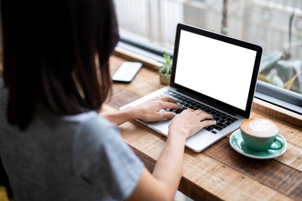 Khi học online là chuyện không của riêng ai: Thầy và trò quyết tâm vượt vũ môn thành công - ảnh 1