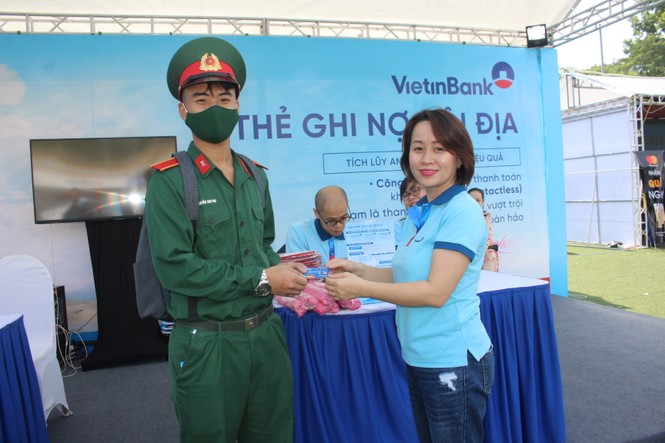 VietinBank độc quyền Top-up tự động, rải mưa quà tặng tại Sóng Festival - ảnh 4