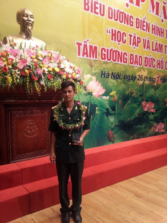 Tuyên dương 10 Gương mặt trẻ Thủ đô tiêu biểu nhiệm kỳ 2012 - 2017 - ảnh 10