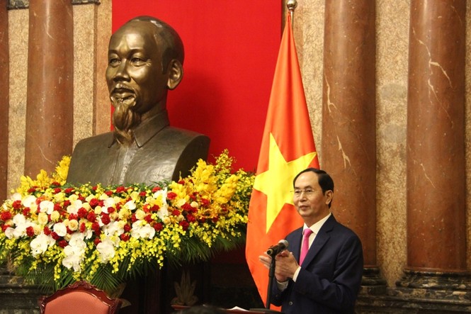 Chủ tịch nước gặp mặt đại biểu nhận giải thưởng Lý Tự Trọng 2018 - ảnh 1