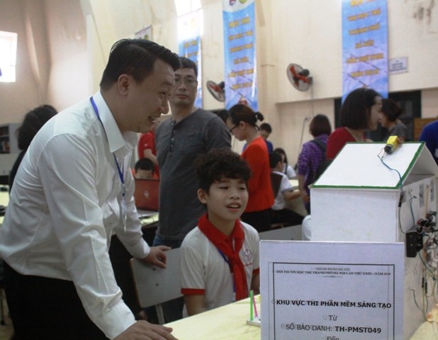Hội thi tin học trẻ TP Hà Nội - ảnh 2