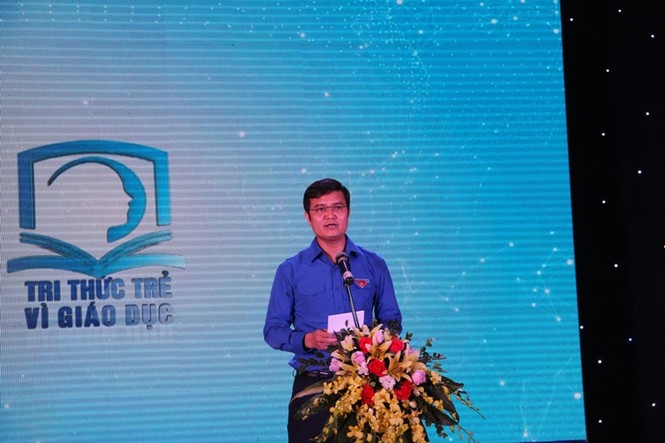 Trao giải thưởng “Tri thức thức trẻ vì giáo dục” năm 2018 - ảnh 1
