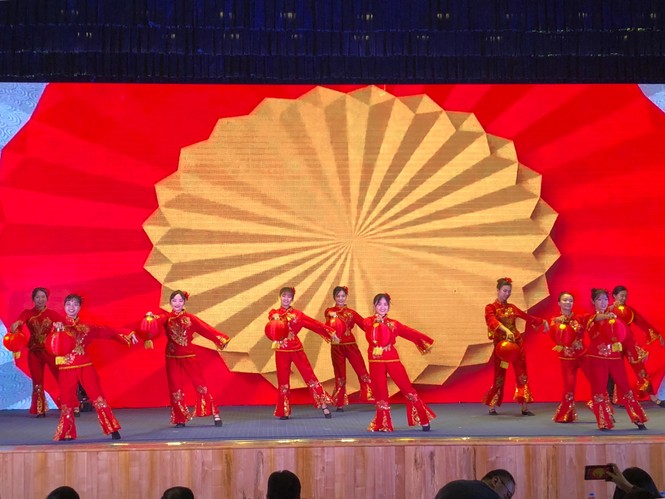 Giao lưu văn hóa Việt - Trung - ảnh 1