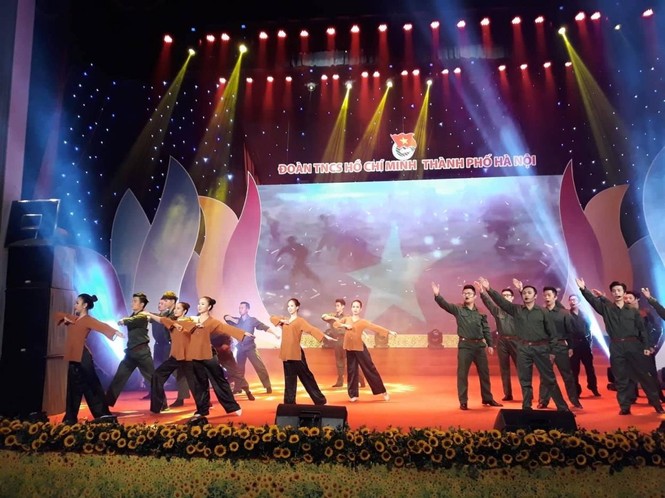 Hà Nội tuyên dương 88 thanh niên tiêu biểu làm theo lời Bác - ảnh 2