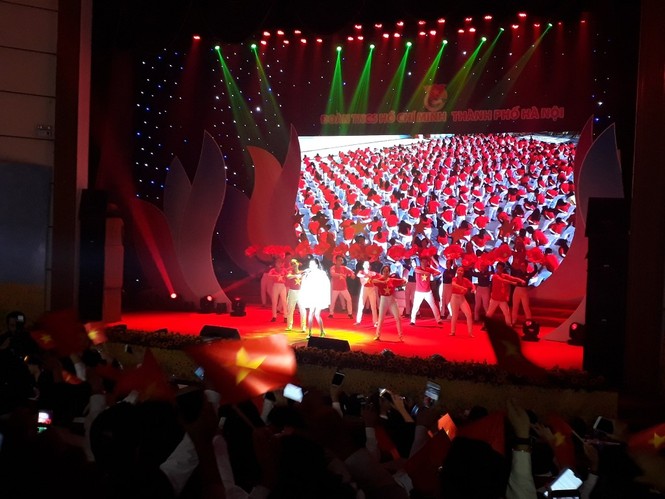 Hà Nội tuyên dương 88 thanh niên tiêu biểu làm theo lời Bác - ảnh 1