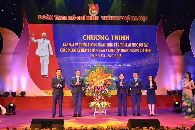 Hà Nội tuyên dương 88 thanh niên tiêu biểu làm theo lời Bác - ảnh 6
