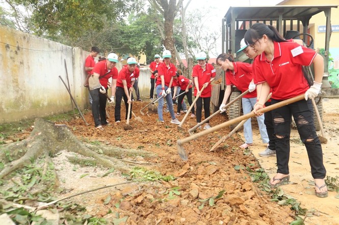 Thắp sáng đường quê tại Yên Bái - ảnh 1