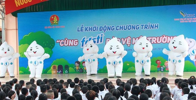 Cùng uống sữa chung tay bảo vệ môi trường - ảnh 1