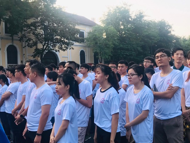Thử thách chạy bộ 4:30 sáng cùng “Người sắt” Trần Đình Minh Anh - ảnh 1