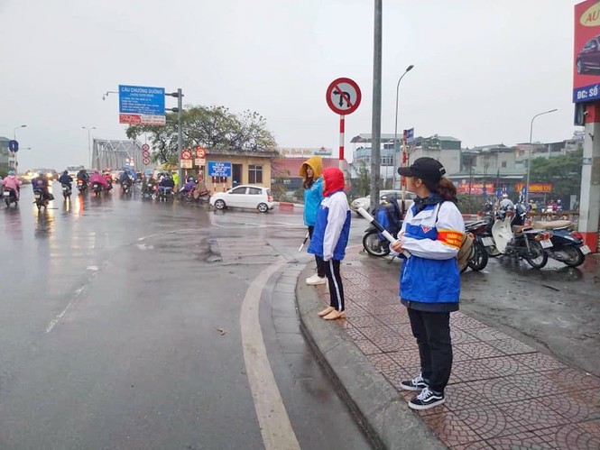 Tuổi trẻ Thủ đô thành lập nhiều đội hình tình nguyện phục vụ Tết - ảnh 3
