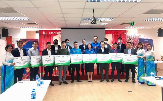 Thành Đoàn Hà Nội tặng gần 200 nghìn khẩu trang phòng dịch - ảnh 1