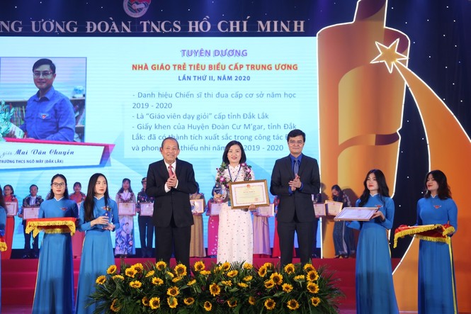 Ngày Nhà giáo Việt Nam 20/11 - ảnh 3