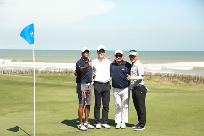 Các CEO, chuyên gia golf thi tài bên lề Hội nghị Golf Châu Á- Thái Bình Dương - ảnh 1