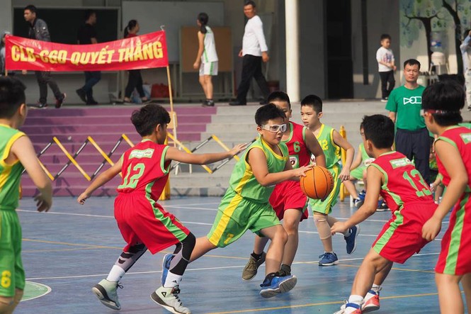 32 đội bóng rổ “nhí” hay nhất Hà Nội tranh tài - ảnh 2