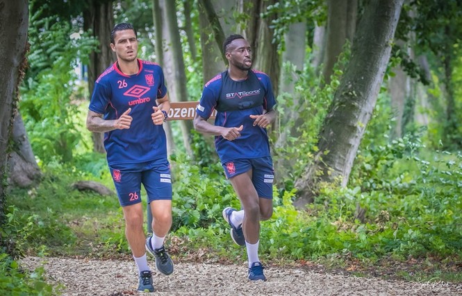 Công Phượng đăm chiêu trên sân tập của Sint Truidense - ảnh 9