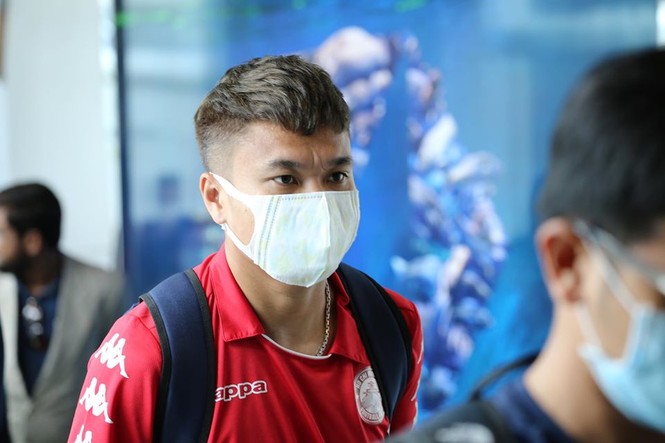 Công Phượng, Bùi Tiến Dũng hoá thành “Ninja” đi vào điểm nóng Covid- 19 - ảnh 7