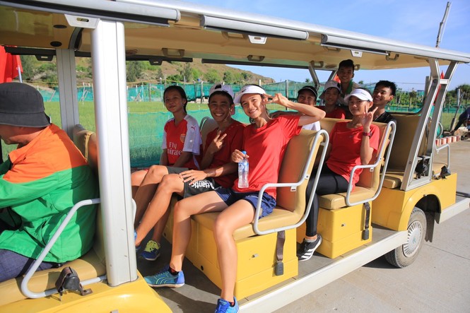 Tiền Phong Marathon 2020: Bóng hồng tươi tắn trên đường chạy Lý Sơn - ảnh 10