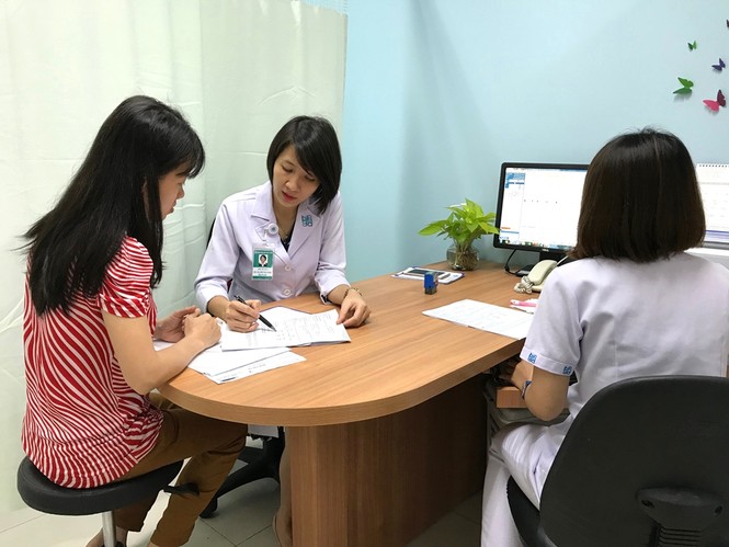 Bác sỹ và 'lời khuyên vàng' cho các bà bầu đi sinh con vào dịp Tết - ảnh 1