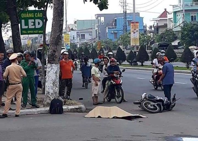Thiếu niên điều khiển xe máy, một người tử vong tại chỗ - ảnh 1