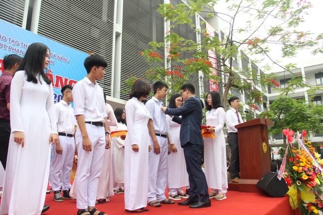 Đà Nẵng khai giảng trong vòng...15 phút - ảnh 3