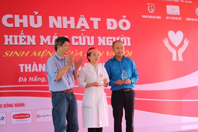 Đà Nẵng: Gần 1000 người nô nức tham gia ngày hội Chủ Nhật Đỏ - ảnh 1