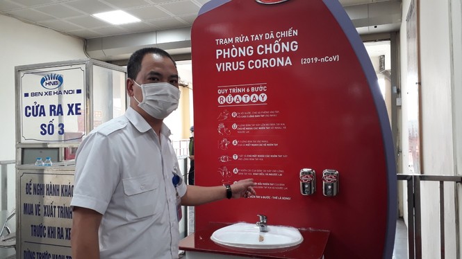 Đo thân nhiệt, chuẩn bị phòng cách ly, bến xe vẫn vắng như chùa Bà Đanh - ảnh 7