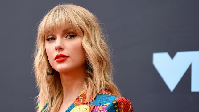 Taylor Swift tiết lộ nhật kí “social_distancing”, hiến kế hàng tá việc thú vị để work-from - ảnh 4