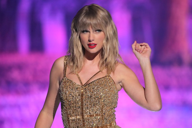 Taylor Swift tiết lộ nhật kí “social_distancing”, hiến kế hàng tá việc thú vị để work-from - ảnh 2