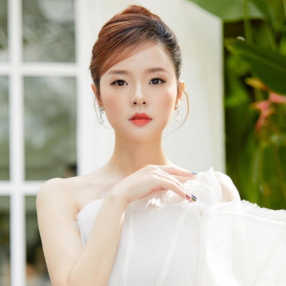 Những “thần tiên tỷ tỷ” hàng thật, giá thật của showbiz Việt: tài sắc vẹn 10 - ảnh 9