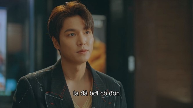 Thả thính tới tấp nhưng Lee Min Ho vẫn bị