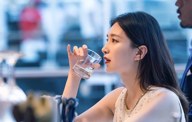 ''30 Chưa Phải Là Hết'': Đối với Vương Mạn Ni, mọi thứ đều không thể từ bỏ trừ tình yêu. - ảnh 1