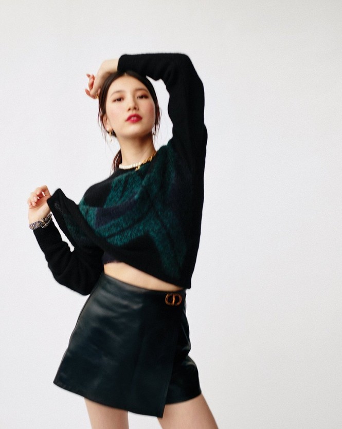 Suzy xinh đẹp sang trọng