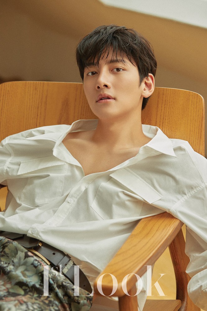 Ji Chang Wook khoe visual đỉnh cao trên 1st Look, góc hình nào cũng