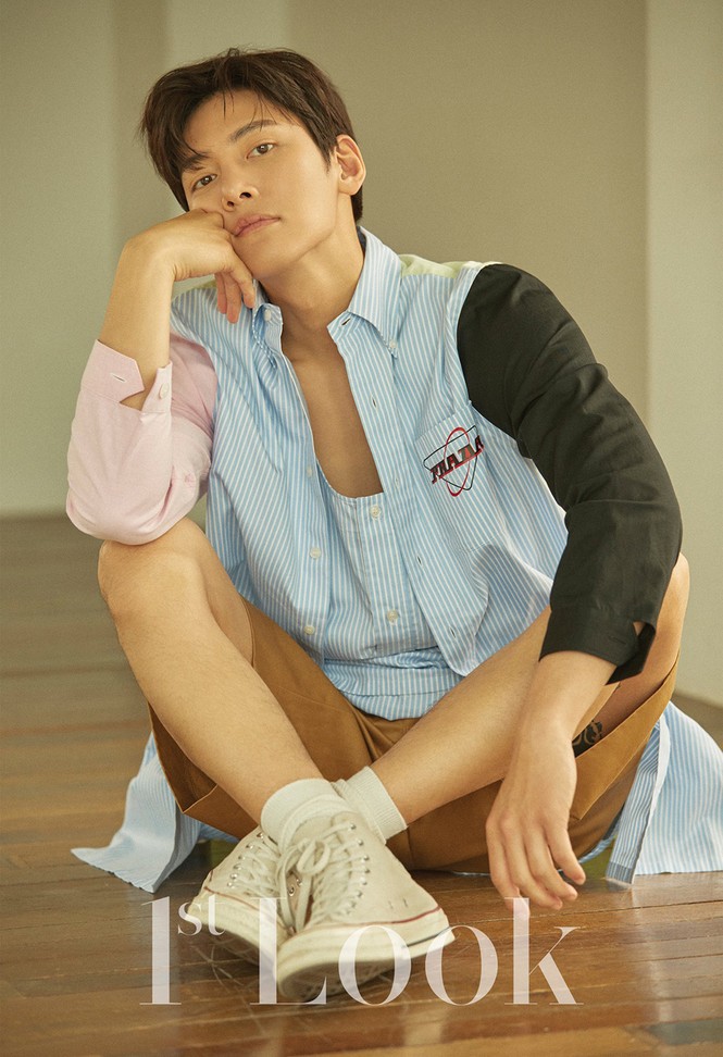 Ji Chang Wook khoe visual đỉnh cao trên 1st Look, góc hình nào cũng