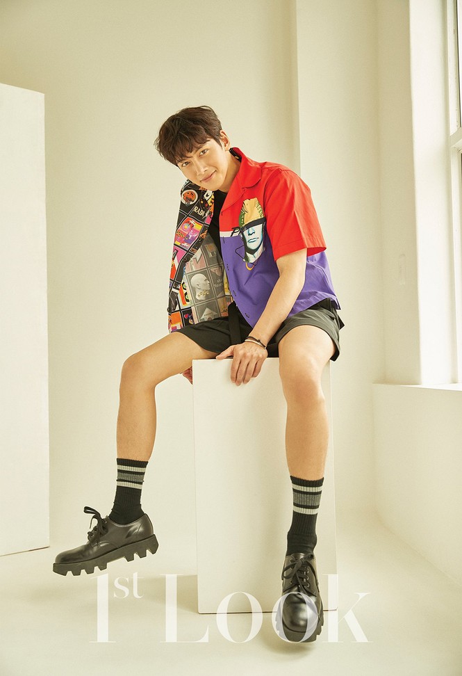 Ji Chang Wook khoe visual đỉnh cao trên 1st Look, góc hình nào cũng