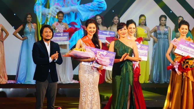 Cuộc thi Hoa Khôi Đại Học Huế 2020 tôn vinh giá trị của tà áo dài truyền thống - ảnh 6