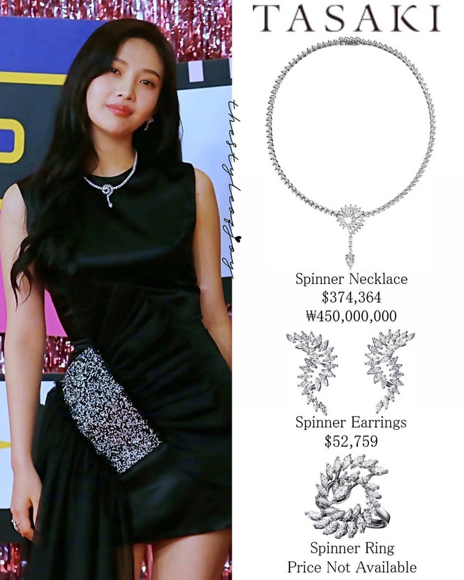 Đeo bộ trang sức trị giá hơn 10 tỉ đồng, Joy (Red Velvet)