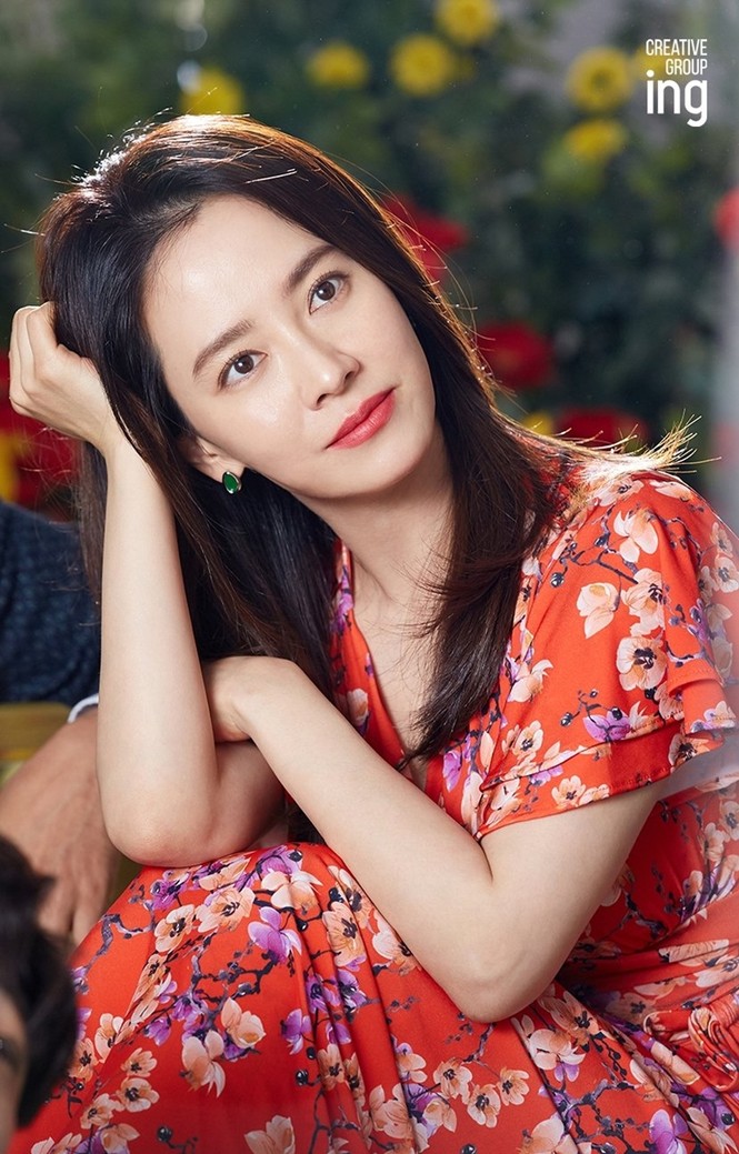 Dù phim Mình Từng Yêu Nhau có rating siêu thảm, Song JiHyo vẫn cực hot chỉ vì 3 bộ váy này - ảnh 1