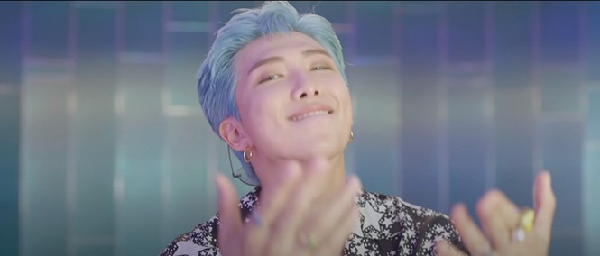 Teaser MV Dynamite của BTS ẩn chứa nhiều thông điệp thú vị, từng chi tiết đều có ý nghĩa - ảnh 7