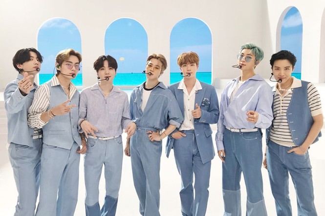 Billboard ra mắt hai BXH toàn cầu mới, BTS và BLACKPINK ngay lập tức lọt Top 10 của cả hai - ảnh 1